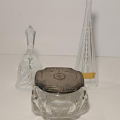 Lot 472: Antique R. Wallace & Sons Sterling Lidded Trinket Box & More