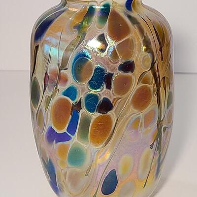 Lot 473: Rick Hunter Hand Blown Art Glass Vase