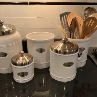 Misc William Sonoma Kitchen Canisters 