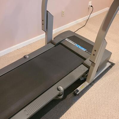 Lot 4: Pro-Form XP 542E Working Treadmill 