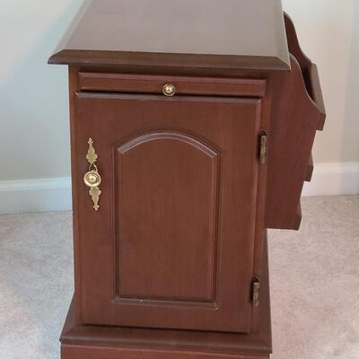 Lot 488: End Table with Magazine Rack, Slide Desk, and Storage 