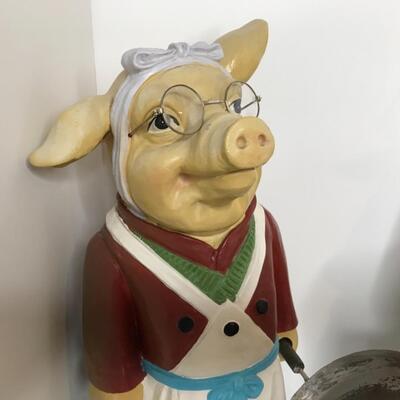Mr and Ms Chef Pigs