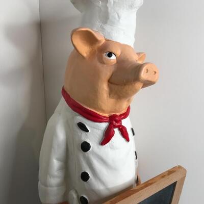 Mr and Ms Chef Pigs