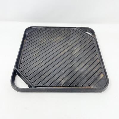 CAST IRON 10â€ STOVETOP GRIDDLE