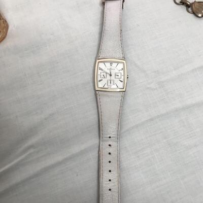 Jewelry, beakers, vase, perfume bottle, skagen watch
