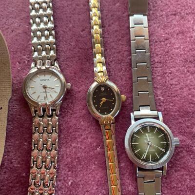 #20 Womenâ€™s Wrist Watch Bundle