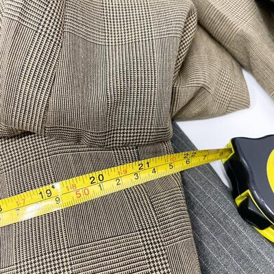 SCHWOBILT CLOTHES BROWN BLAZER/SUIT JACKET - APPROX 43-44â€ CHEST