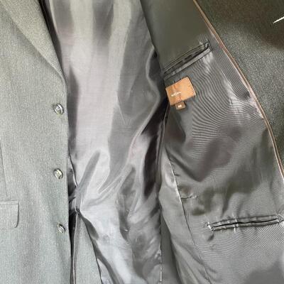 MERONA DARK GRAY BLAZER/SUIT JACKET - 40R