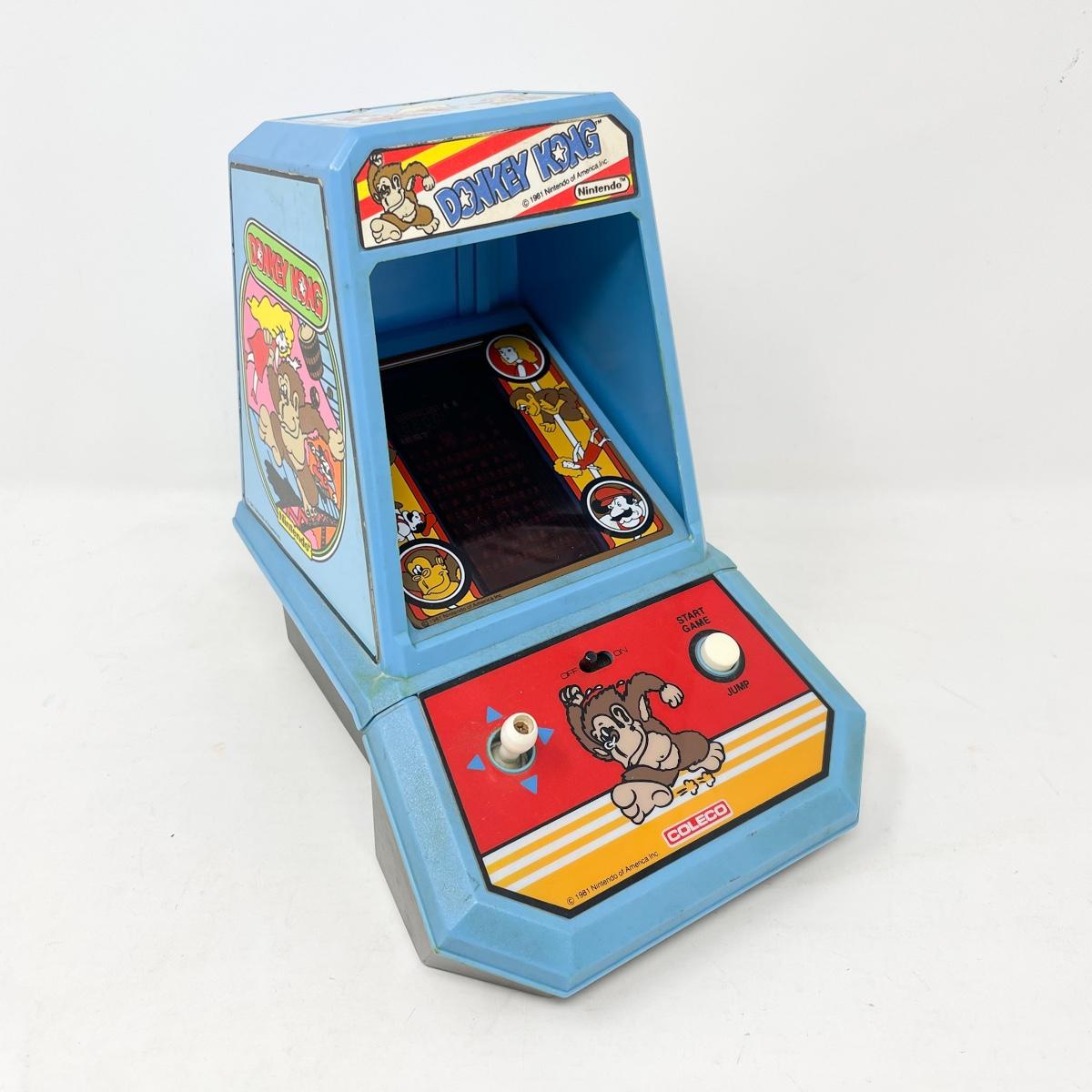 1981 COLECO MINI DONKEY KONG ARCADE GAME (NO. 2391)