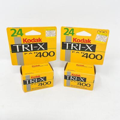KODAK TRI-X PAN 400 BLACK AND WHITE PRINT FILM