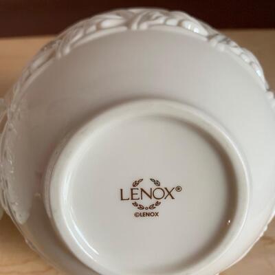 Lot 485: Lenox Vases, Candy Dish &n Trinket Box