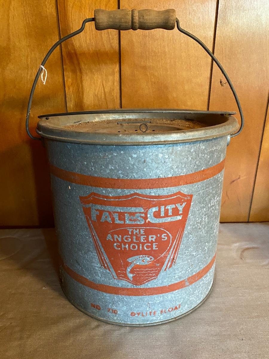 Vintage Minnow Bucket