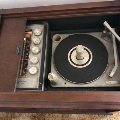 Vintage Mid Century Magnavox AM FM Stereo Console Cabinet 
