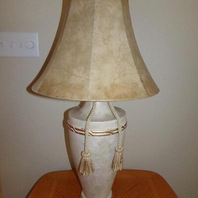 LOT 6  LAMP AND END TABLE