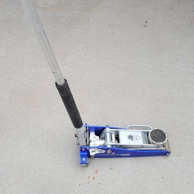 Lot 21: PITTSBURGH Automotive Floor Jack 