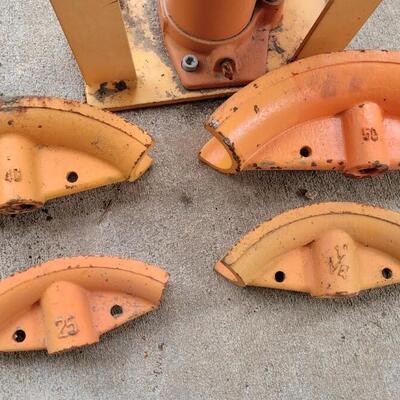 Lot 26: 12 Ton Jack (appears to need fluid service)