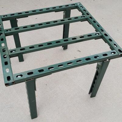 Lot 28: GREEN Metal Bracket Desk