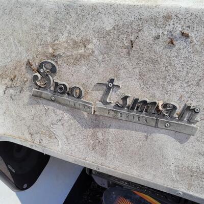 Lot 32: Vintage SPORTSMAN Boat feat. MERCRUISER Engine w/ HOLLEY Carb w/ Trailer (CLEAN TRAILER TITLE Ready to Transfer)