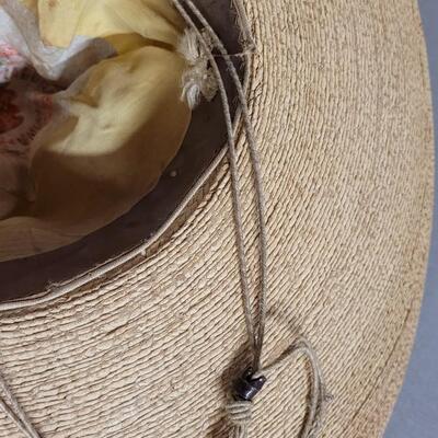 Lot 39: Vintage Mexican Sombrero Hat 