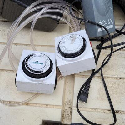 Lot 48: Large Assortment of Hydroponic Growing Accessories 