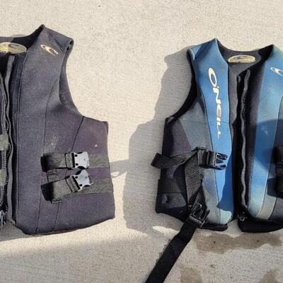 Lot 53: (2) Vintage ONEIL Lifejackets