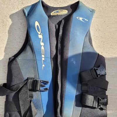 Lot 53: (2) Vintage ONEIL Lifejackets