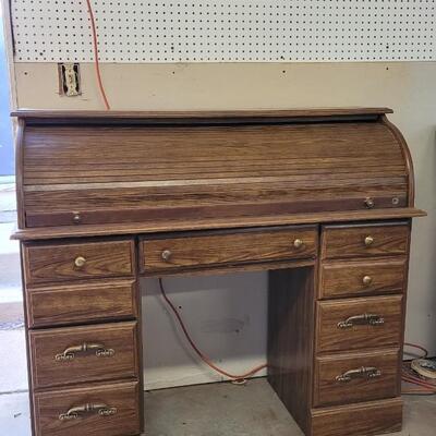 Lot 65: Vintage Roll Top Desk 42" x 20" x 48"