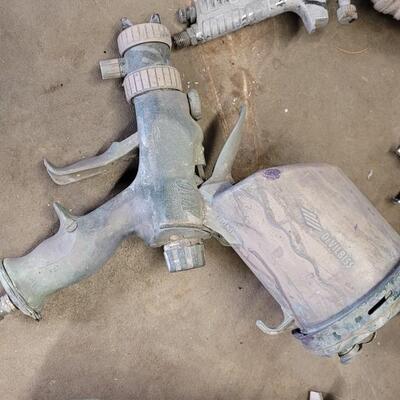 Lot 70: Bundle of Paint Spray Guns 
