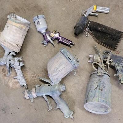 Lot 70: Bundle of Paint Spray Guns 