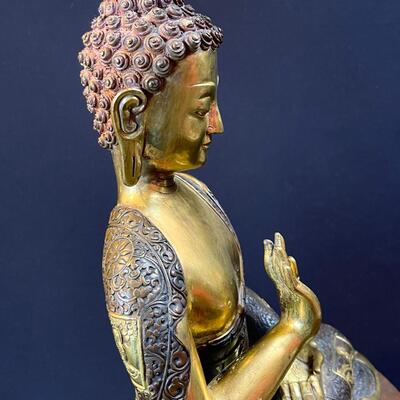 Large Gilded Bronze Seated Buddha on Lotus Base Amazing!