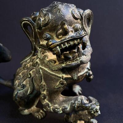 Bronze Chinese Temple Foo Lion Flaming Tail