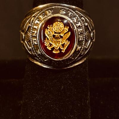 Vintage UNITED STATES ARMY Mens Ring