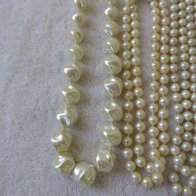 Vintage Imitation Pearl Necklaces