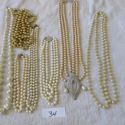 Vintage Imitation Pearl Necklaces