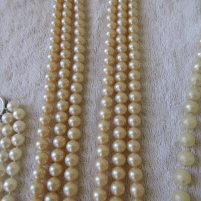 Vintage Imitation Pearl Necklaces