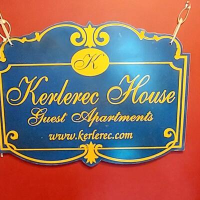 Guest house sign