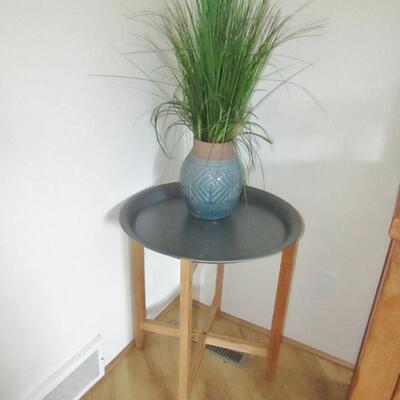 LOT 11  SIDE TABLE AND FAUX PLANT