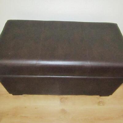 LOT 12  CUSHONED BENCH WITH STORAGE
