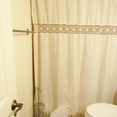 LOT 36 SHOWER CURTAIN, WASTE CAN AND TP HOLDER