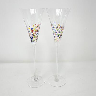 COLORFUL DOTTED CHAMPAGNE GLASSES