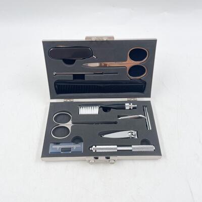 MENâ€™S TRAVEL GROOMING KIT IN METAL CASE