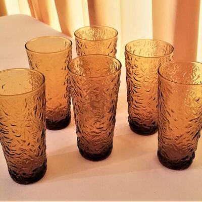 Lot #19  Set of Six Mid-Century Drinking Glasses