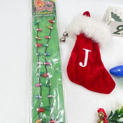 ASSORTED CHRISTMAS DECOR BUNDLE