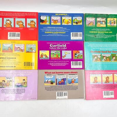 GARFIELD BY JIM DAVIS BOOKS LOT OF 9
