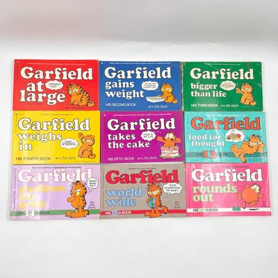 GARFIELD BY JIM DAVIS BOOKS LOT OF 9