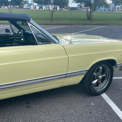 1967 Ford Fairlane Convertible - 500 XL in Springtime Yellow