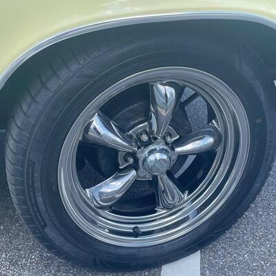 1967 Ford Fairlane Convertible - 500 XL in Springtime Yellow