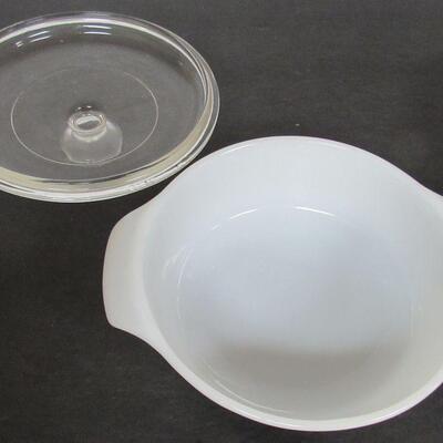 Fire King Anchor Hocking Covered Casserole, Cornflower Pattern, 1 Qt, USA
