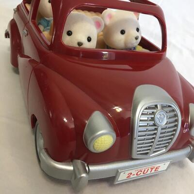 Calico Critters family and car
