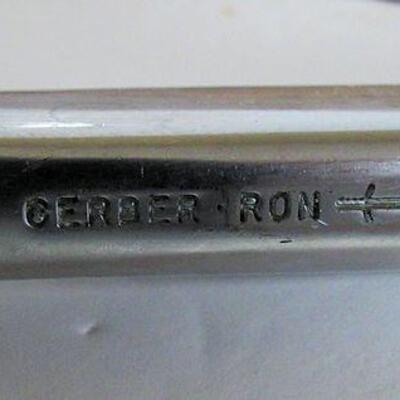 Gerber Carving Set and One Extra Knife